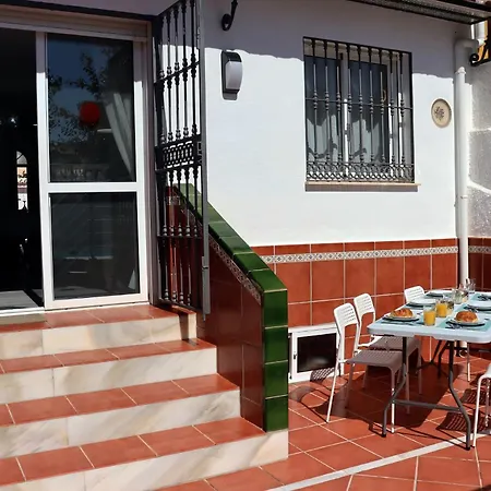 Holiday home Casa Zuloaga Holidays Piscina Y Playa *
