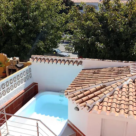 Casa Zuloaga Holidays Piscina Y Playa