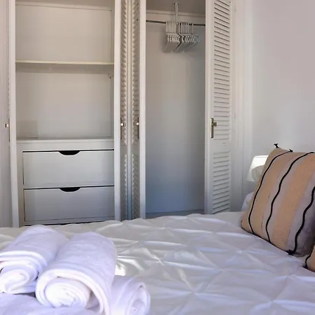 Holiday home Casa Zuloaga Holidays Piscina Y Playa *