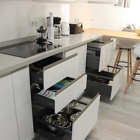 Holiday home Casa Zuloaga Holidays Piscina Y Playa *